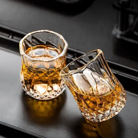 6Pcs Whiskey Glass Cup Rum Liqueur Mini Shot Glass Creative Diamond Shaped Vintage Relief Cup Household Party Bar Drinking Tools