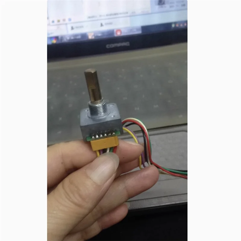 2PCS Japanese photoelectric encoder with switch 25 positioning digital axis long wrapped thread 22mm handle 6 wires