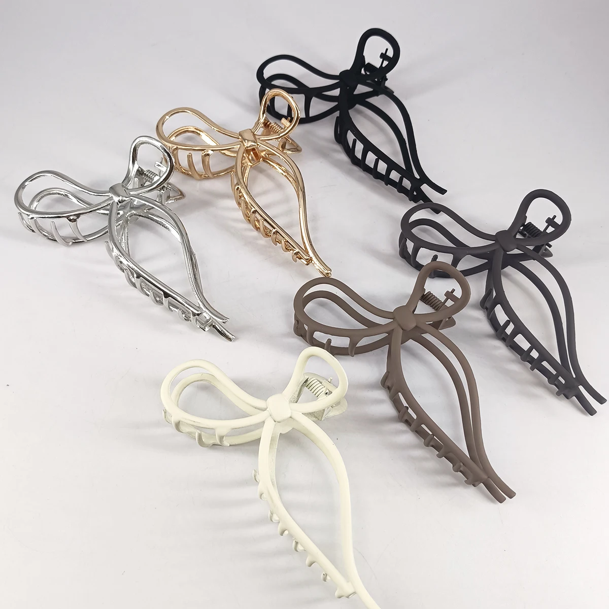 11.5cm Three-Dimensional Line Sweet Bow Large Hair Claw Metal Shark Clip For Woman Hair Accessories