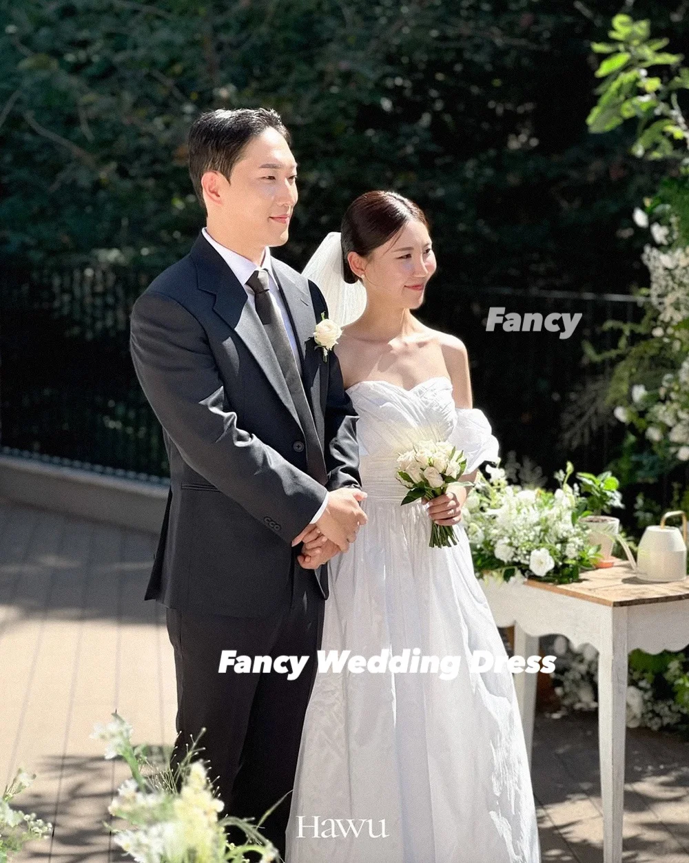 แฟนซี เอลิแกนซ์ สวีทฮาร์ท ผ้าแพรแข็งเกาหลีชุดแต่งงานแขนพัฟ A LINE ชุดเจ้าสาวจีบกลับรัดตัวที่กำหนดเอง