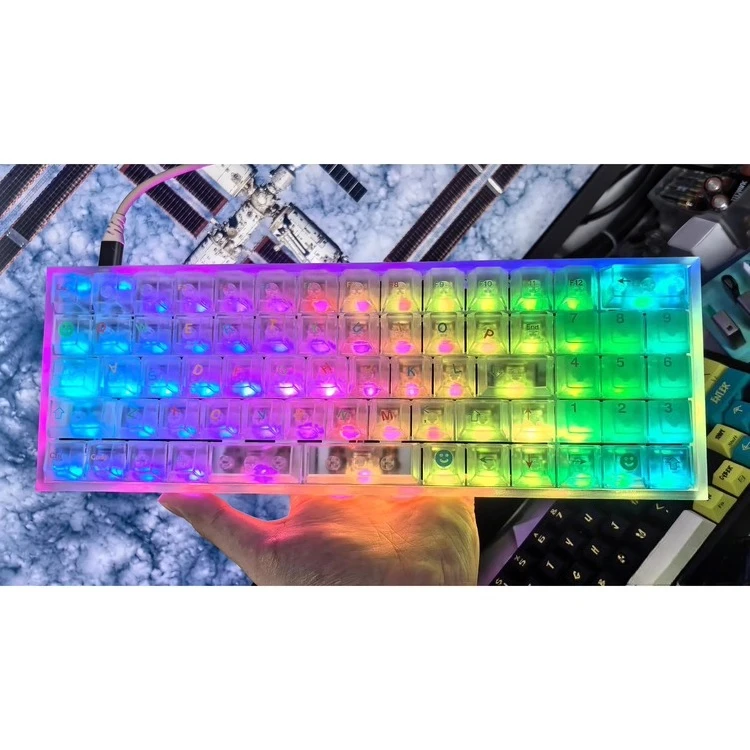 

LH69P PCB Keyboard Tri-mode Slotted 60% Keyboard Positioning Plate Hot Swap Keyboard PCB Custom RGB With LED Strip Extension