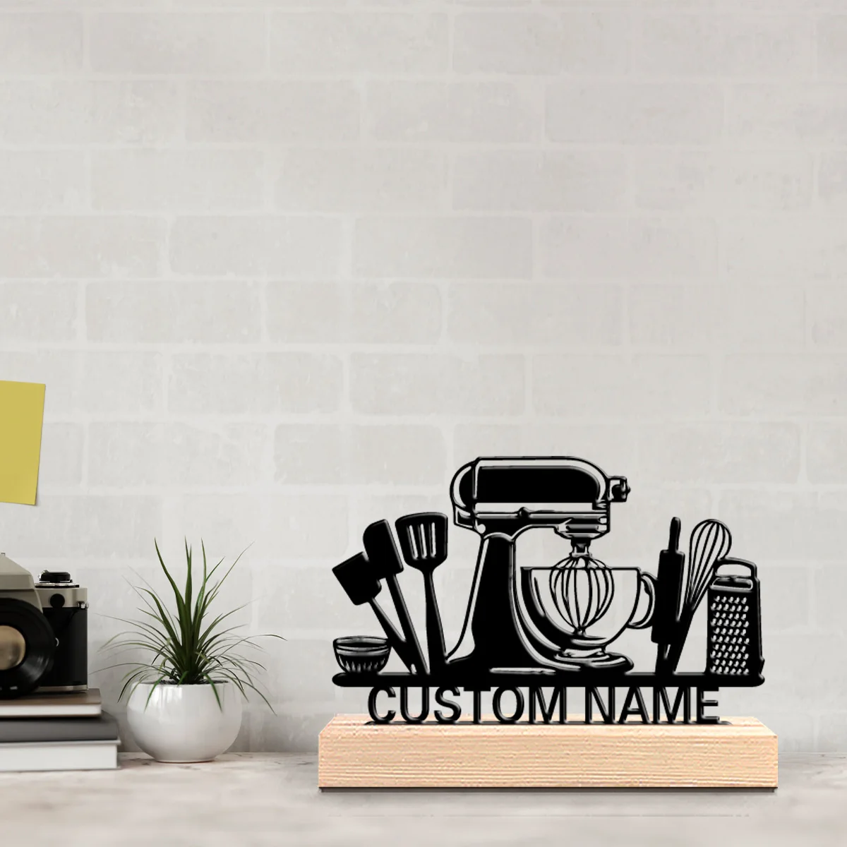 1pc Minimalist Cutlery Custom Name Metal Statue Iron Ornament Handicraft With Wood Base With Wood Base Home Table