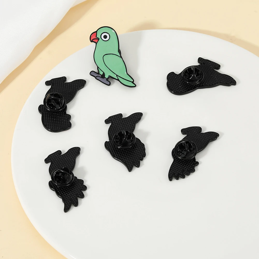 Cute Pretty Parrot Collection Pins Crested Myna Paridae Bird Enamel Brooches Cheap Jewelry Wholesale view 5