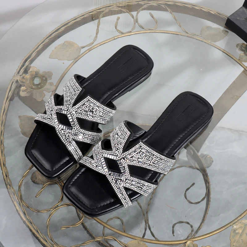 

Women slippers 2025 new flat bottom fashion rhinestone comfortable hollow light plus size single paillette women's shoes