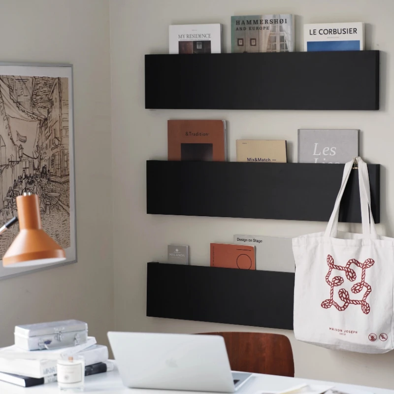 Nordic Iron Wall Mounted Bookshelf Space-Saving Hanging Storage Rack Modern Magazine Organizer
