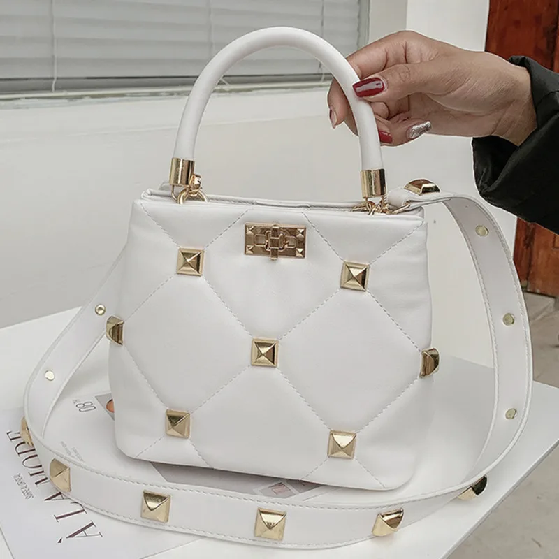 Rivet Messenger Bag Large Capacity Women's One Shoulder Handheld Luxury Handbag Purses And Crossbody High Quality Casual Classic