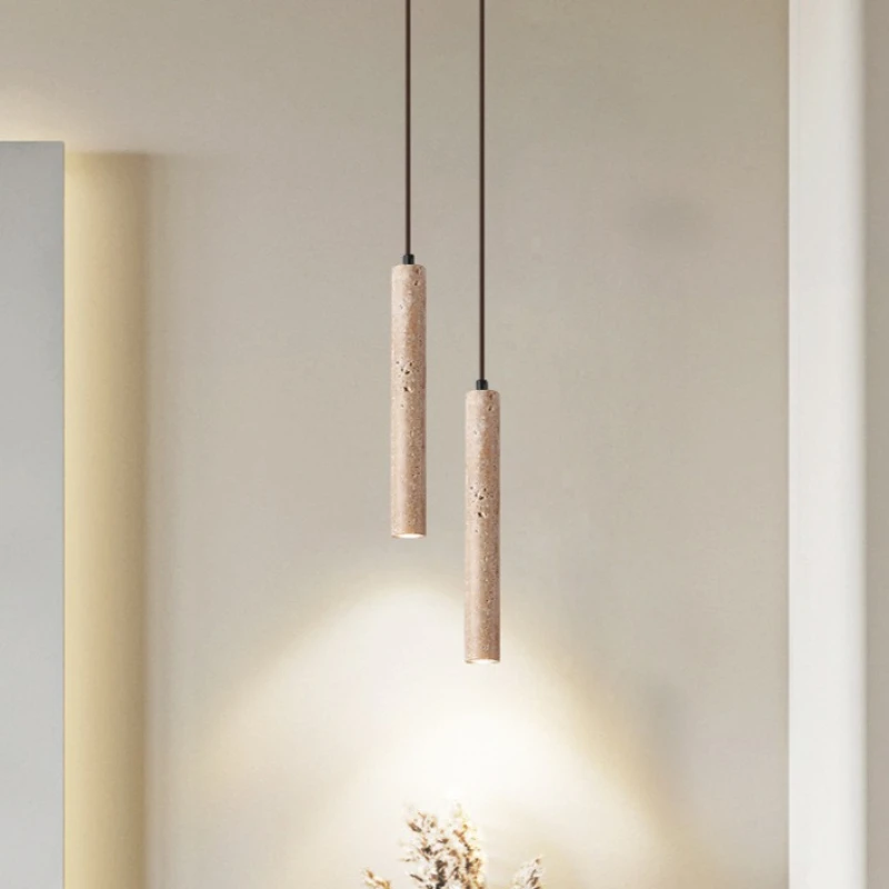 Minimalistyczna lampa wisząca Wabi-Sabi z trawertynu do zawieszenia na suficie, idealna do sypialni, salonu lub jako dekoracja przy łóżku.