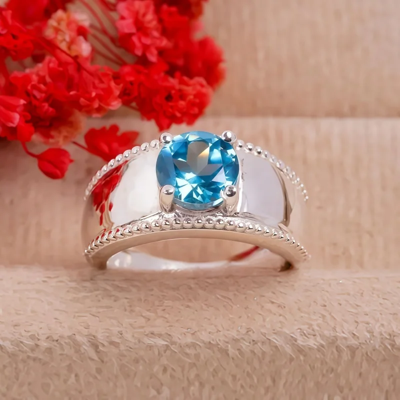 Elegant and atmospheric blue zircon inlaid women's commitment ring, versatile for daily use, proposal wedding ring, gift giving