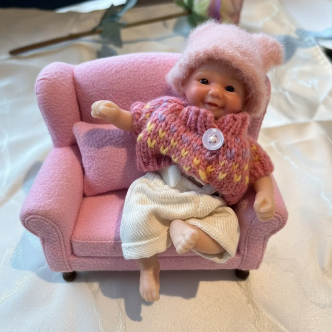 

Vivienne Mini Palm 6Inch Washable bebe reborn de silicona Girl Dolls With Paint Skin Soft Touch & Flexible Newborn Girl Doll