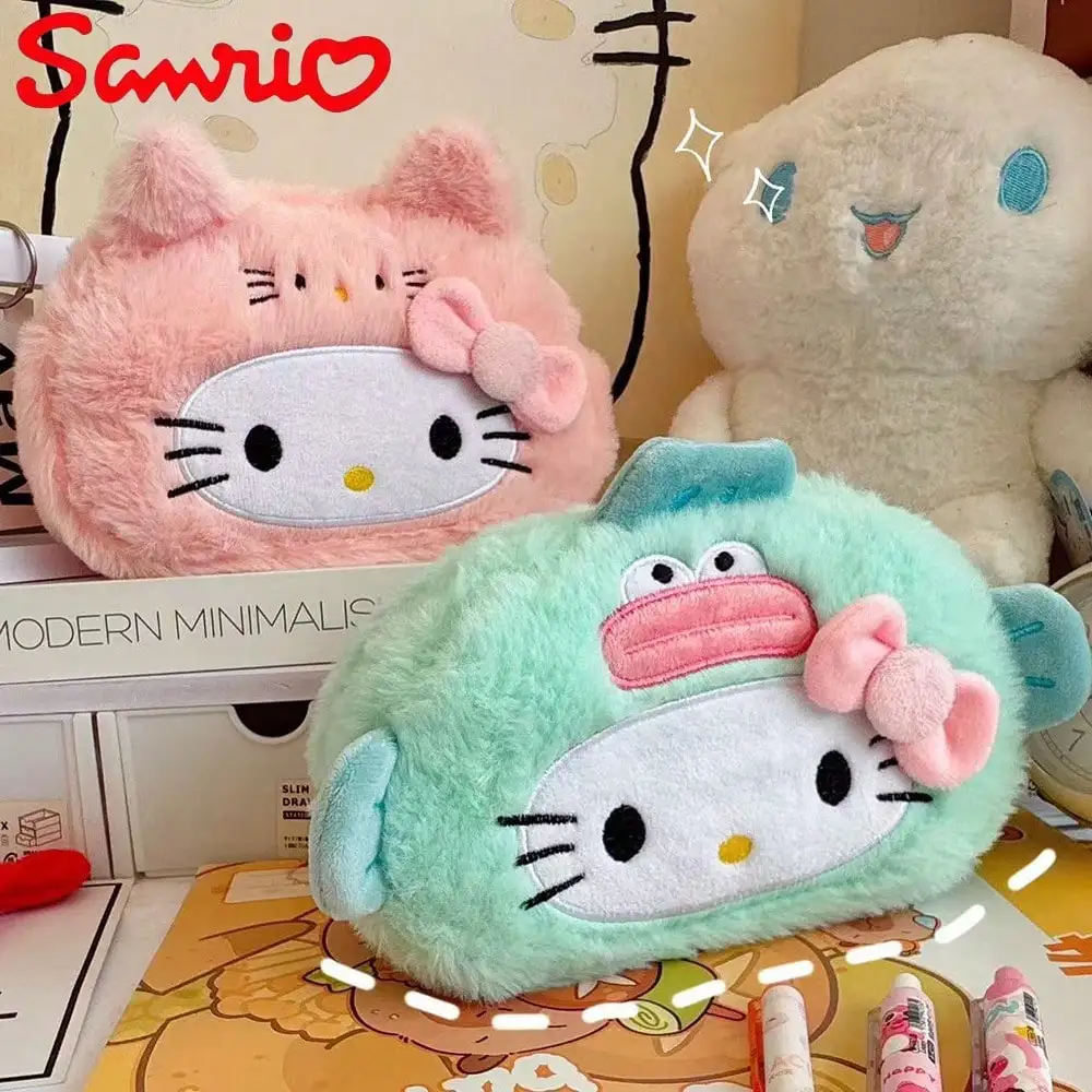 Sanrio 1 Stück KT Katze Plüsch-Federmäppchen, Hochwertiges Cross-Dressing-Biber-Cartoon-Schreibwaren-Etui, Niedliches Großraum-Schüleretui – Detail 2