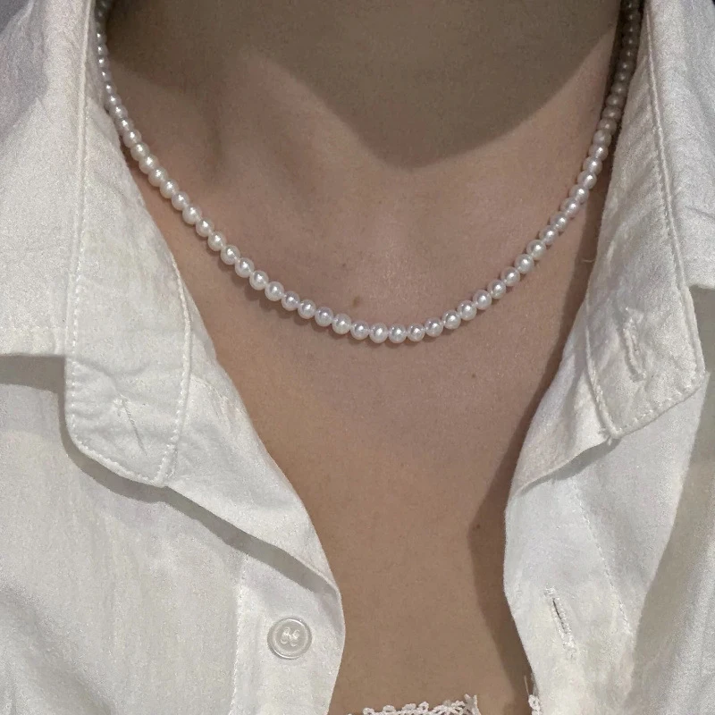 Freshwater pearl 3-4mm, perfectly round,, with effect, silver clasp, new versatile collarbone necklace