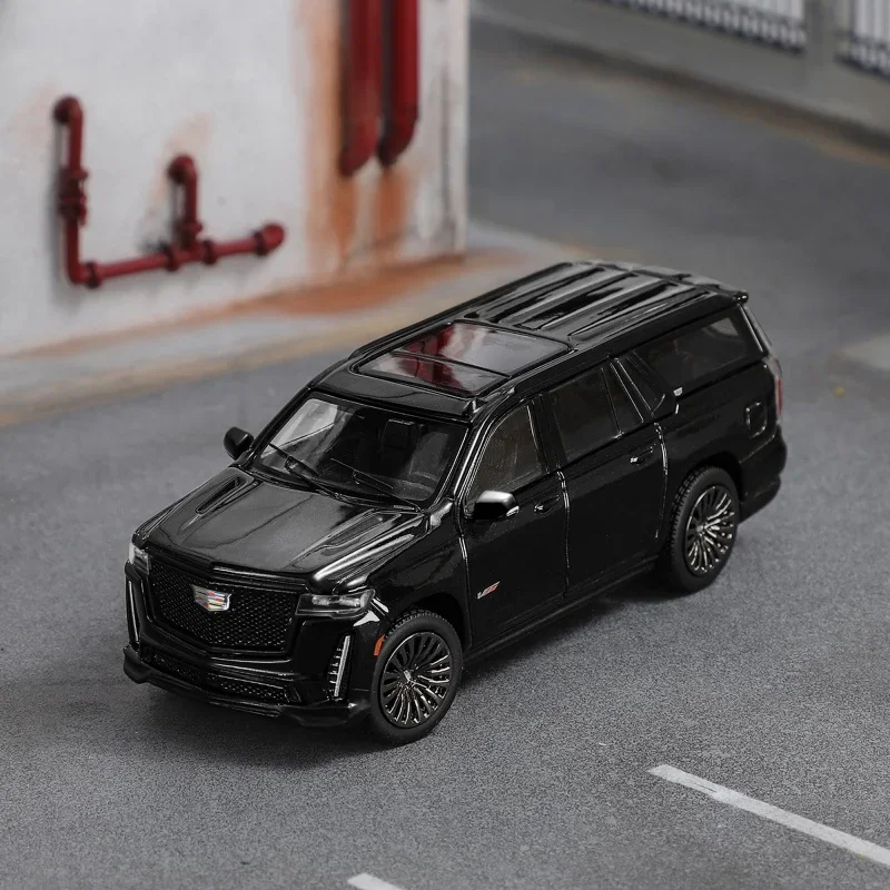 **Pre-order **Shadow Pro 1:64 Escalade ESV 2023 Diecast Model Car