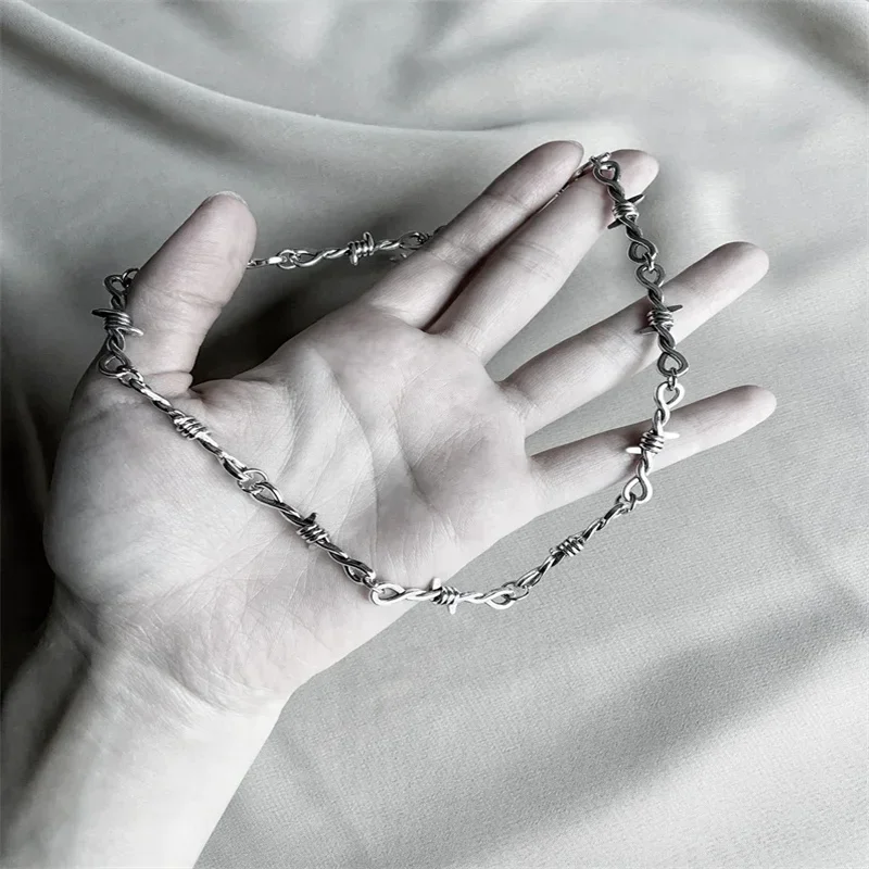 Y2K Barb Wire Choker Chain - Thorned Y2K punk chain - Gothic y2k chain necklace -Barbed Wire Choker - Alternative Gothic Jewelry