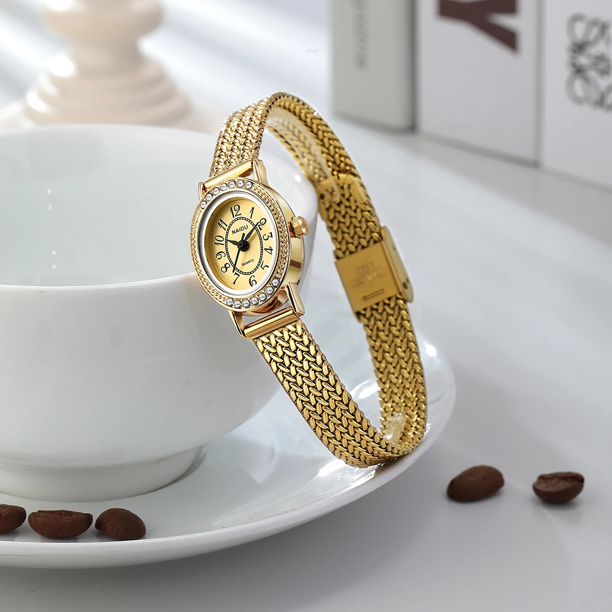 Retro Woven Stainless Steel Mesh Band Bohemian Style Fashion Women's Watch