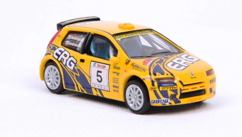 1:87 Handmade Fiat Punto Rally 2003 Plastic Car Model High-quality simulation Classic Car Model For Collection Decoration