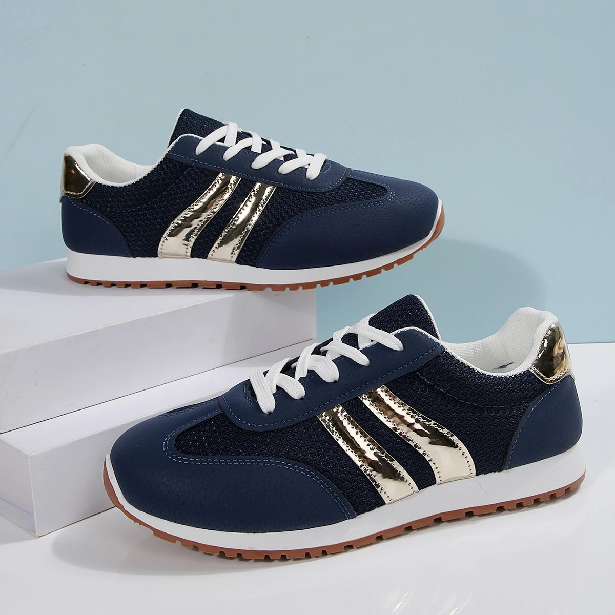 Blue Sports Shoes Summer New Round Head Color Matching Sneakers Lace-up Soft Sole Anti-slip Wear-resistant Flat image 3