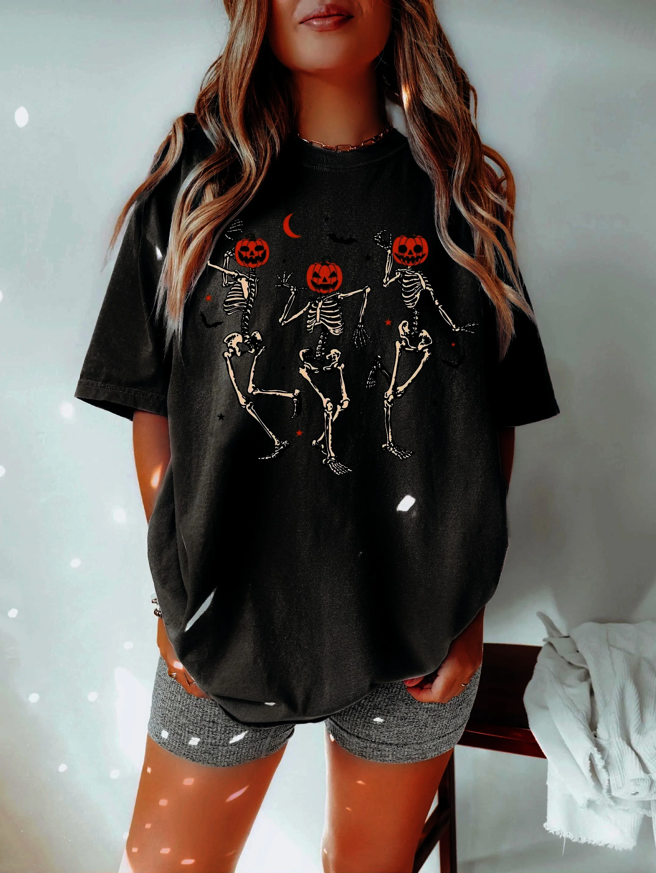 Comfortkleuren ®   Dansend skelet pompoen shirt retro Halloween shirt Womens Halloween shirt schattig herfst shirt griezelig seizoen