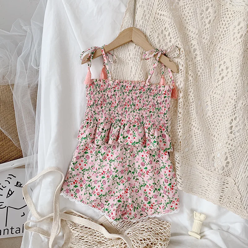 

Girls' Set Summer New Girl Floral Suspender Top+ Shorts for Children Cool and Cute Stylish and Thin Two-piece Set Kids Suits