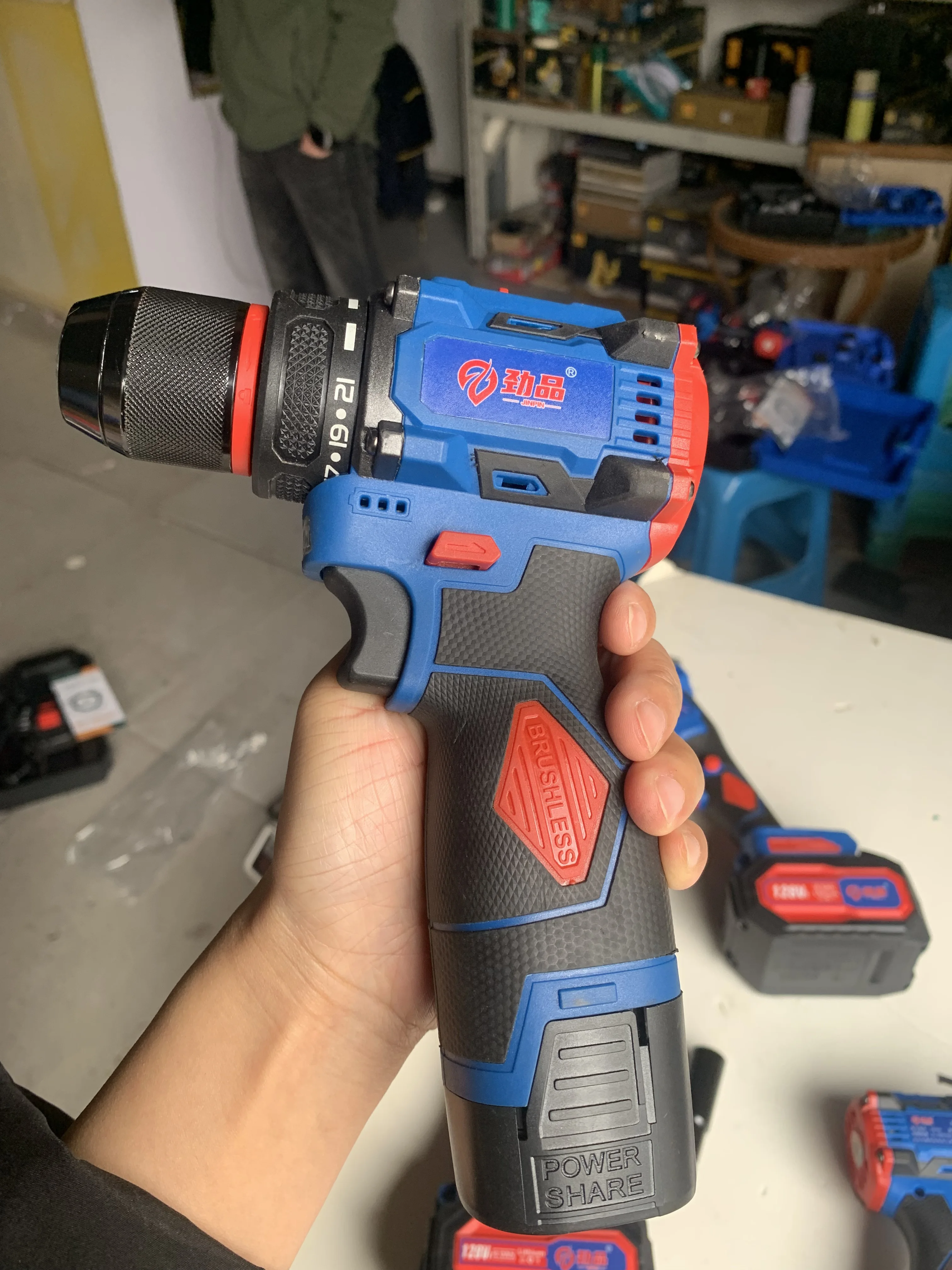 Chave de fenda elétrica de lítio, novo conjunto de chave de fenda de impacto doméstica, chave de fenda elétrica, broca de mão elétrica