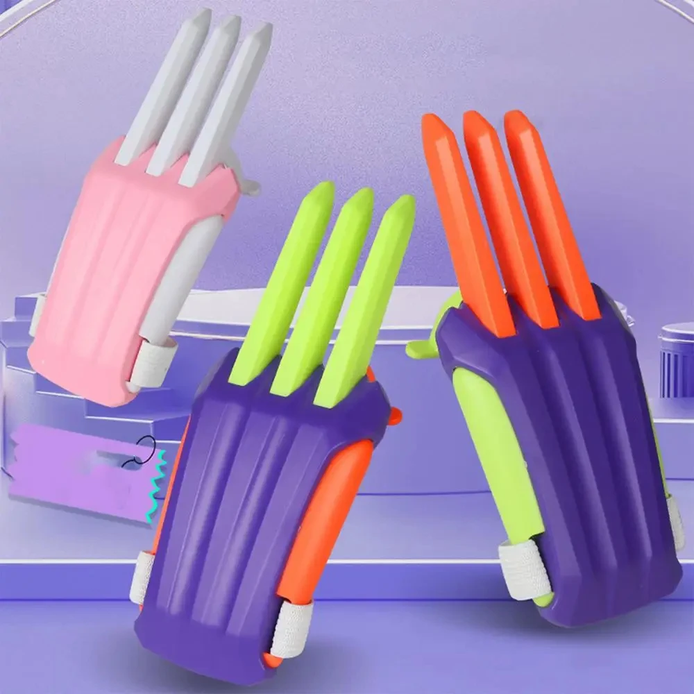 New 3D Mini Butterfly Knife Printing Gravity Knife Cub Jumping Small Radish Knife Mini Model Pendant Push Card Decompression Toy