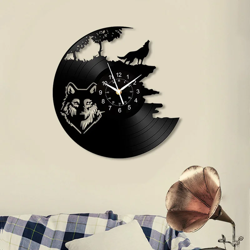 Roaring Wolf Vinyl Record Wall Clock Art Decoration Black Glue Record Design Clock Living Room Bedroom Home Decoration