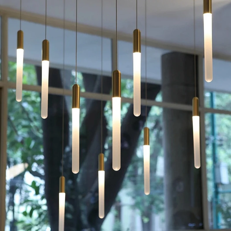 Lampada a sospensione a soffitto cilindrica nordica Paralume in acrilico Moderno e minimalista Soggiorno Cucina Camera da letto Lampada a sospensione oro/nero