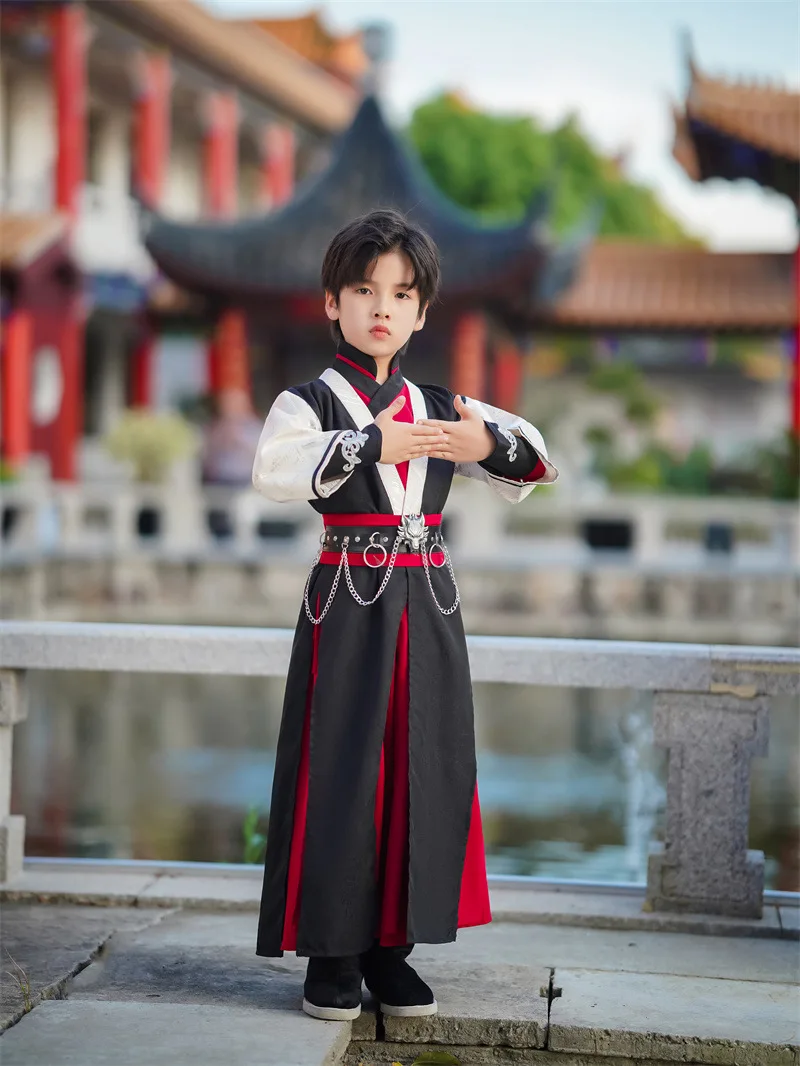 Costume in stile tradizionale cinese abbigliamento da spettacolo per bambini vestito Tang per ragazzi nero rosso Hanfu primavera autunno Costume