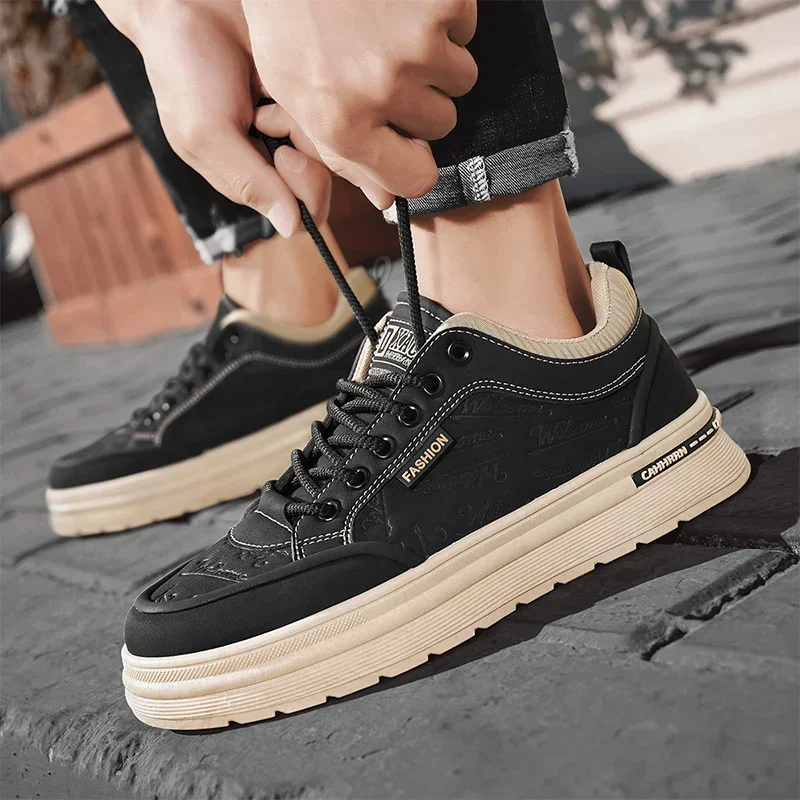 

Versatile Men's Leisure Sneakers Men Lightweight Comfy Sports Walking Shoes Fashion High-quality Lightweight Comfy Walking Shoes