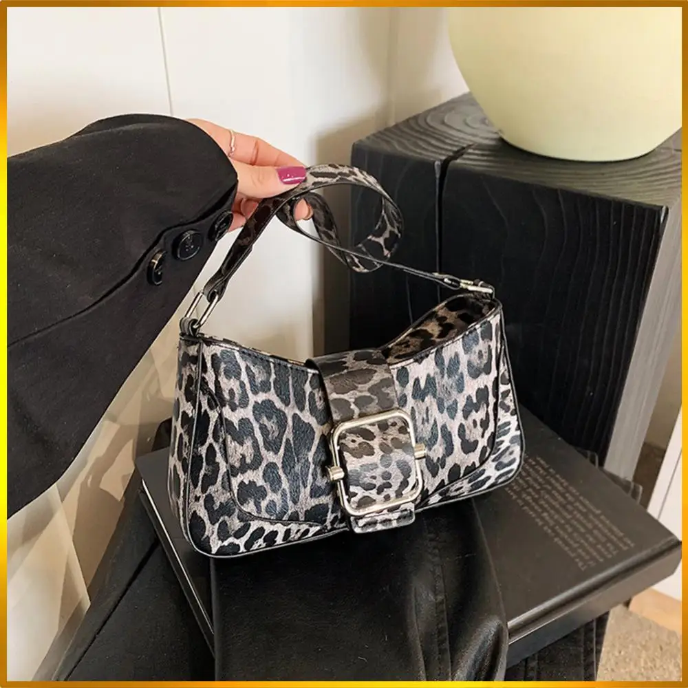 กระเป๋าสะพายไหล่สําหรับผู้หญิงเสือดาวพิมพ์ใต้วงแขนกระเป๋าหนัง PU Hobo กระเป๋าคลัทช์กระเป๋าสําหรับทํางานท่องเที่ยวช้อปปิ้ง