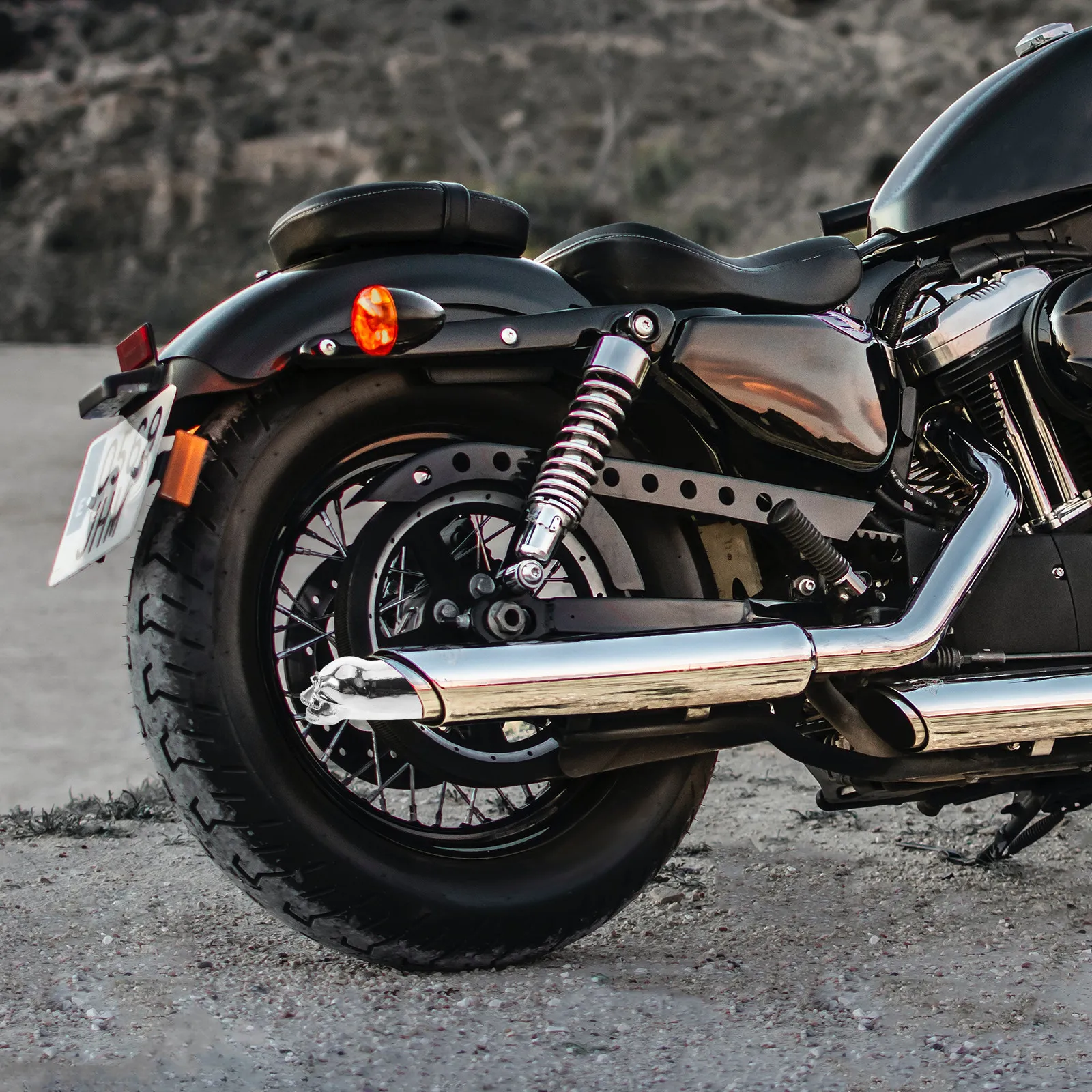 

Skull-Shaped Exhaust Pipe Decoration Stainless Steel Tailpipe Modification Heat Shield Cover For Motorcycle Bike Scooter