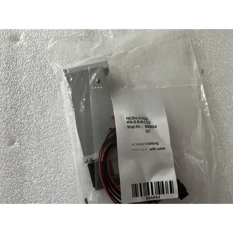 

Детали для электромагнитного клапана Festo FESTO VUVG-L14-M52-MT-G18-1H2L-W1 578164