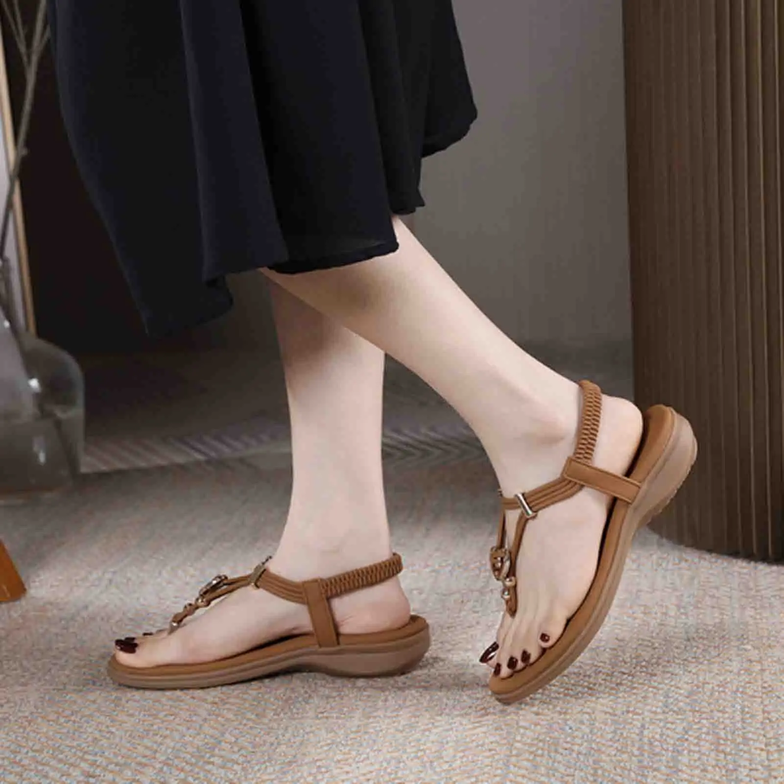 Round Toe Flip Flops Seasides Vacation Comfortable Breathable Shoes For Pool Beach