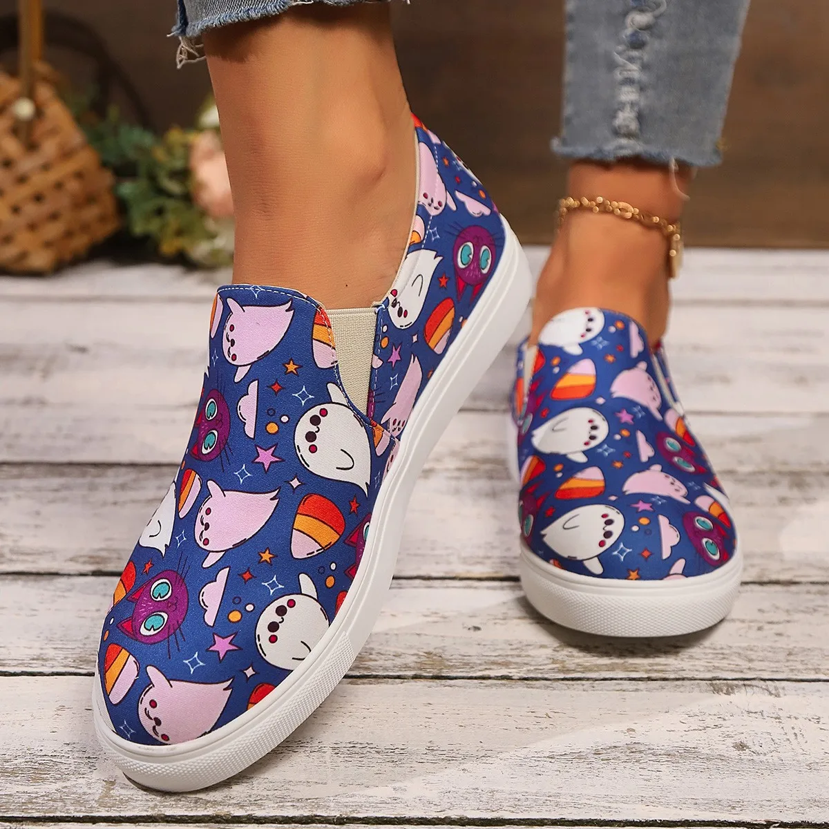 Women Sneakers Spring and Autumn Fashion Loafers Female Lightweight Mesh Flats Sneakers Designer Outdoor Casual Shoes for Women