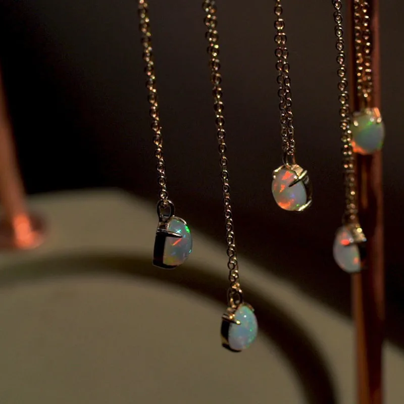Simple Sparkling Colorful Opal Round Pendant High Quality and Fashionable clavicle chain Necklace for Women party Jewelry Gifts