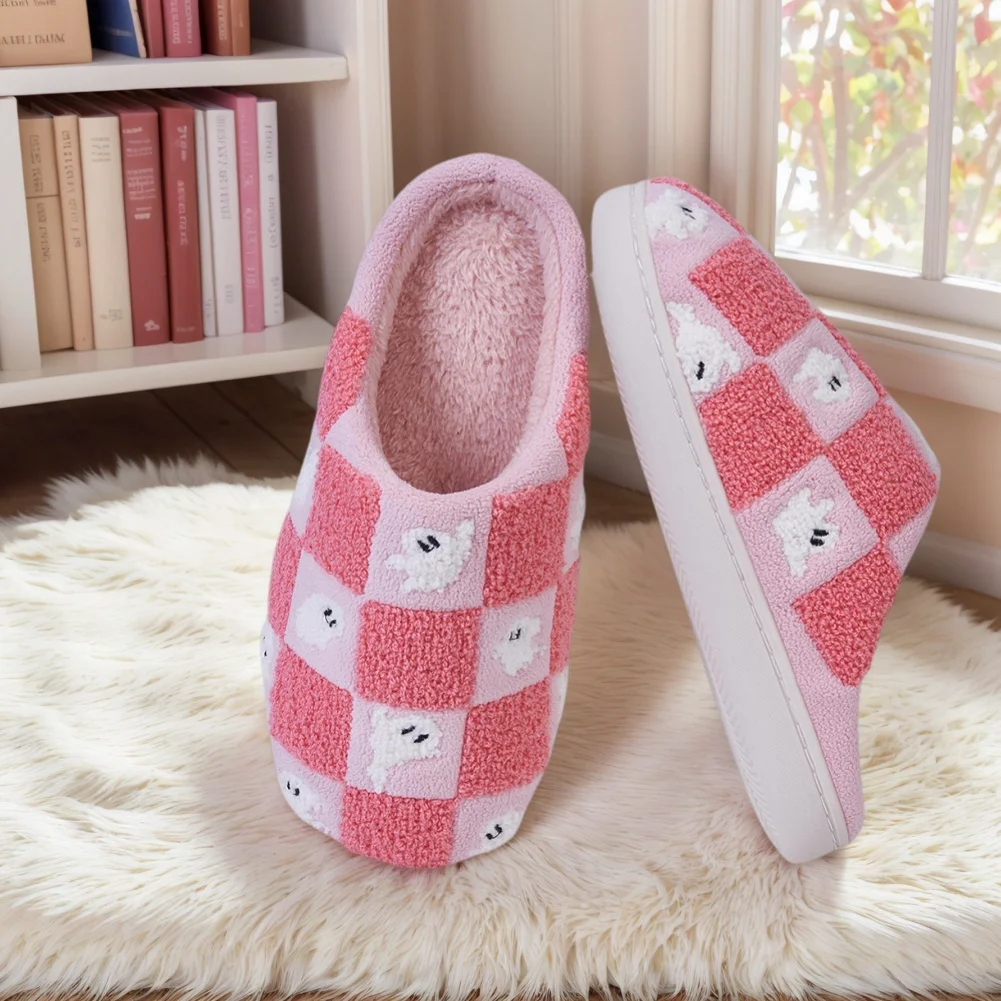 

Ghost Checkered Plush Slippers Flat Thermal Slippers Comfortable Thermal Closed Toe Slippers Non-Slip for Autumn Winter