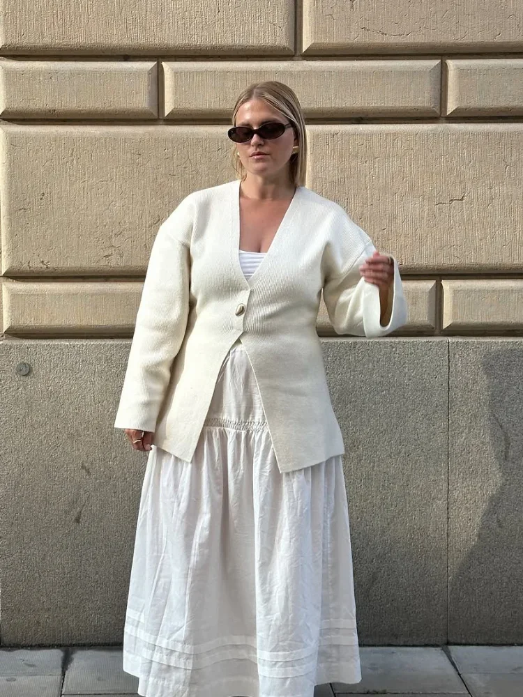 Casual White Deep V-neck Knitted Cardigan Fashion Single Breasted Solid Color Chic Loose Jacket Commuting Daily Office Cardigans