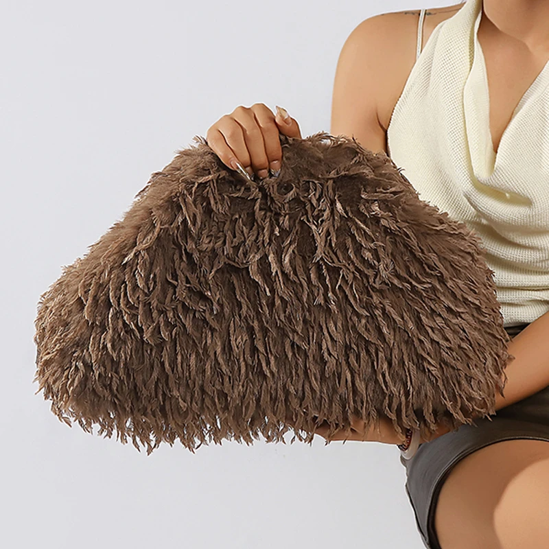 Dopamin-Stil Flauschige Quasten-Tasche Y2K Plüsch-Clutch Tasche Bonbonfarbene Neujahrs-Damenhandtasche Festival-Dinner-Kleid-Clutch Handtaschen – Detail 21