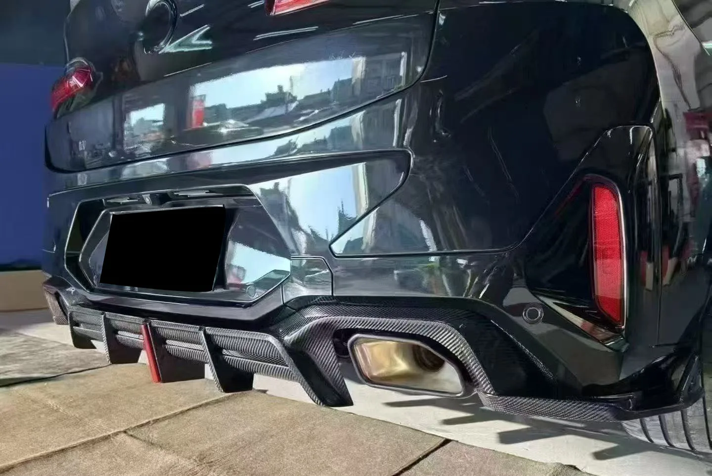 New for X4M F98 Carbon Fiber Rear Lip & Diffuser with Exhaust Cut-Outs Bolt-On Installation