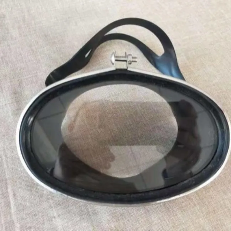 

Diving equipment, silicone snorkeling goggles
