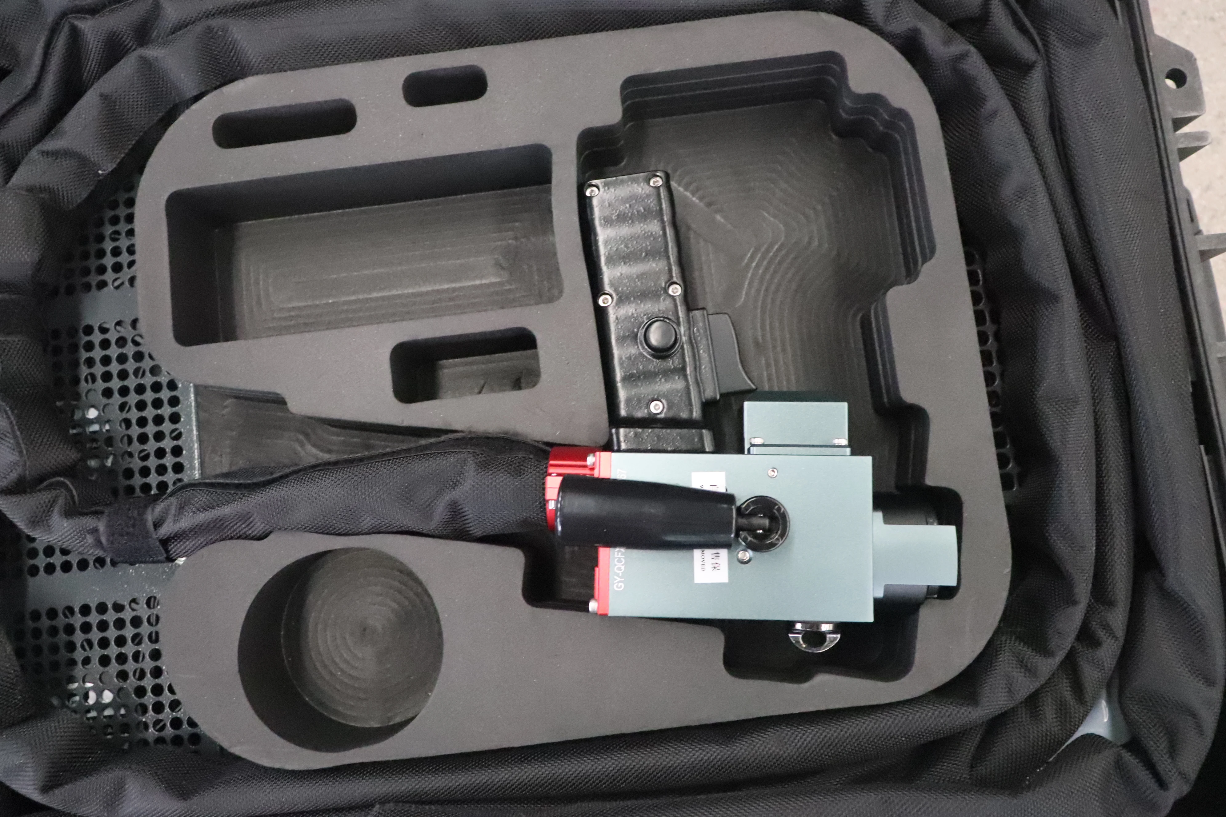 

2026 Suitcase & Luggage Laser Cleaning Machine Pulse Laser Multi-power Suitcase Pulsed Laser Cleaning Machine For Metal And Wood