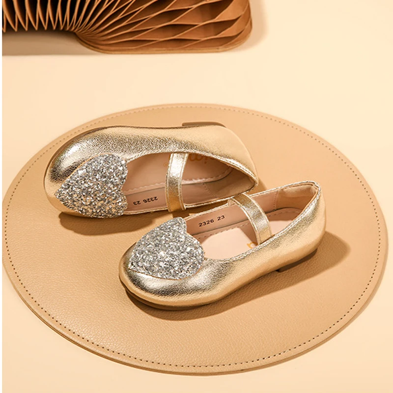 Girls Shoes 2023 Autumn Kids Fashion Brand Mary Jane Dress Dance Princess Flats Baby Loafers Children Glitter Heart Soft Sole