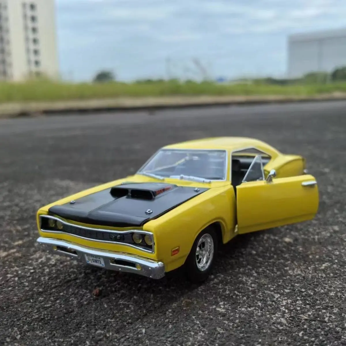 1:24 Dodge Coronet SuperBee 1969 diecast per auto in lega e veicoli giocattolo modello di auto modello in scala in miniatura giocattoli per auto per