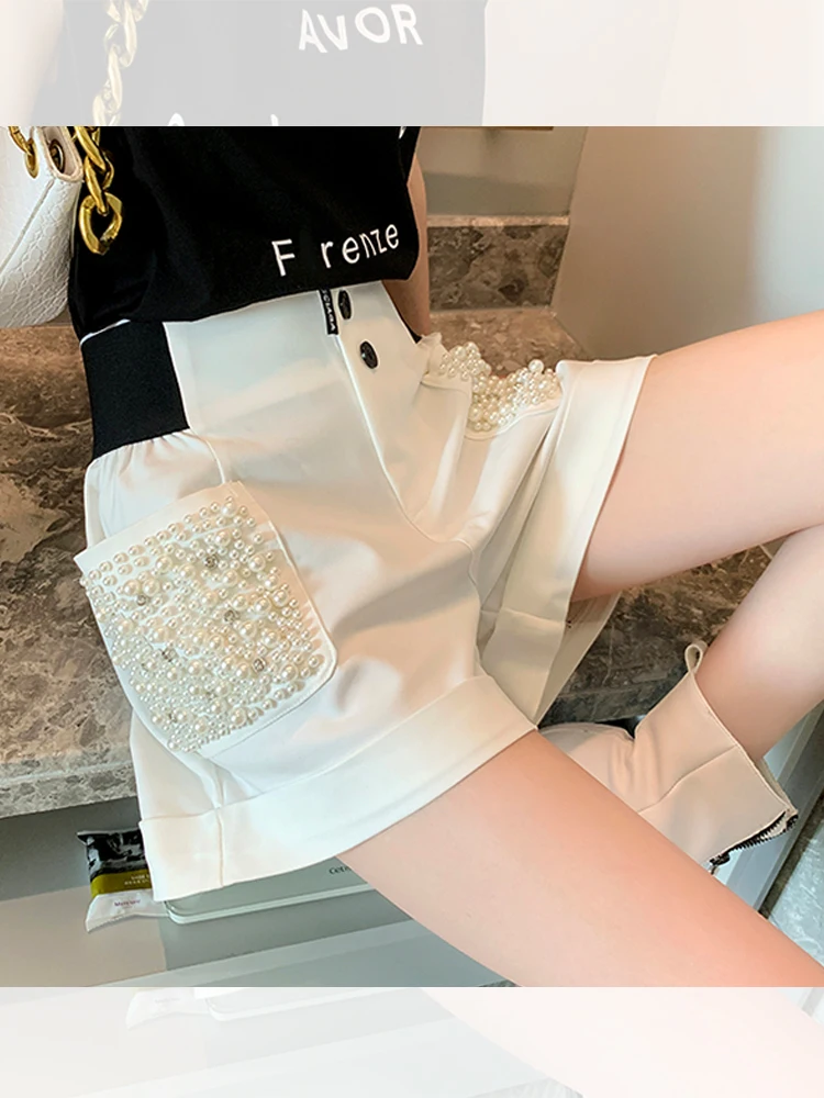 

2023 Spring Summer Black Shorts Womens New Design Pearl Beaded Heavy Embroidery Sequins Elastic Waist Casual Wide-Leg Shorts