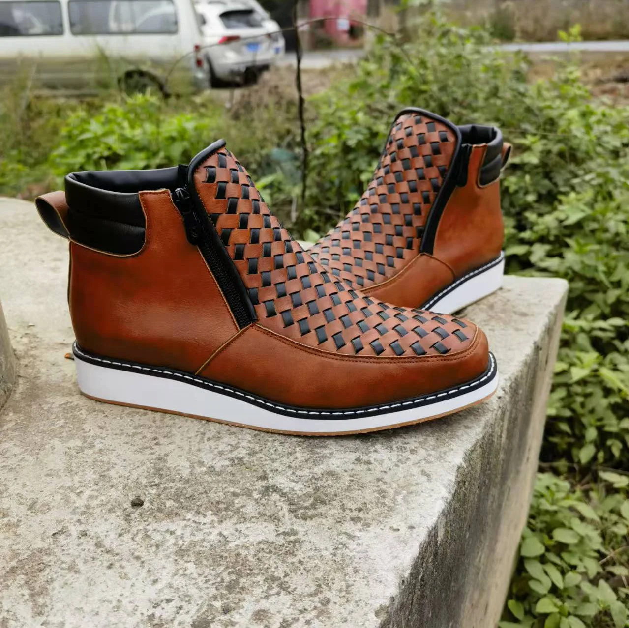 Neue Independent Station Western-Stil Handgewebte Cowboystiefel mit Seitenreißverschluss, niedrigem Schaft, aus PU-Leder, Damenschuhe mit flachem Absatz, Frühling Au... – Detail 4