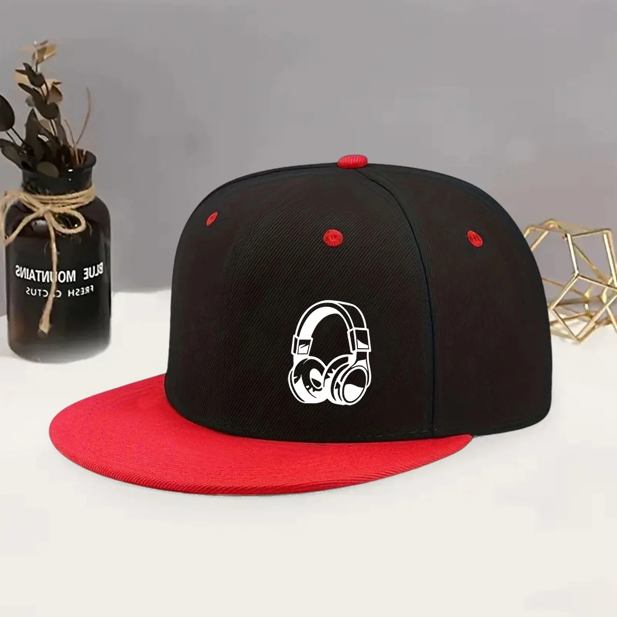 An Adjustable Printed Trendy Flat-brim Baseball Cap with a 