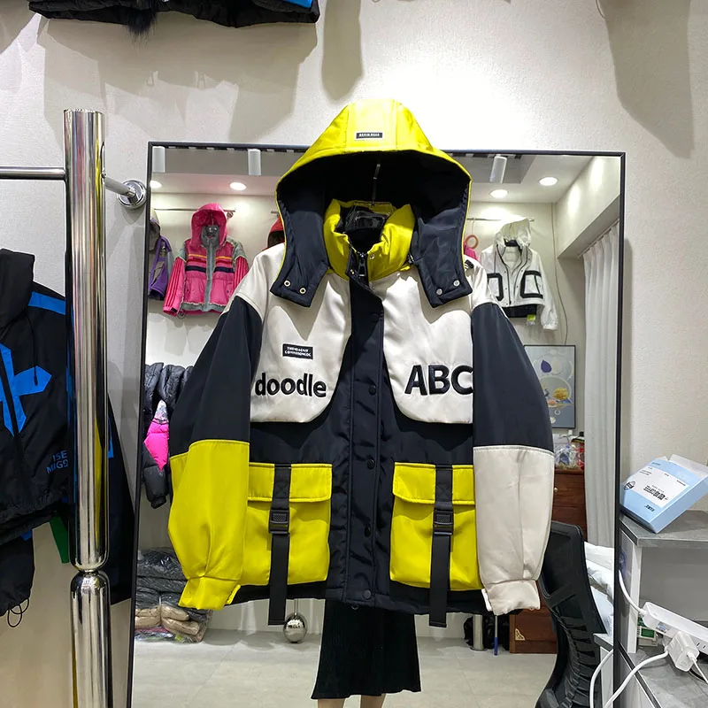 新しい冬のカップルダウンジャケットユニセックスフード付きデザインファッション刺繍文字ジャカード厚くて緩いダウンジャケット