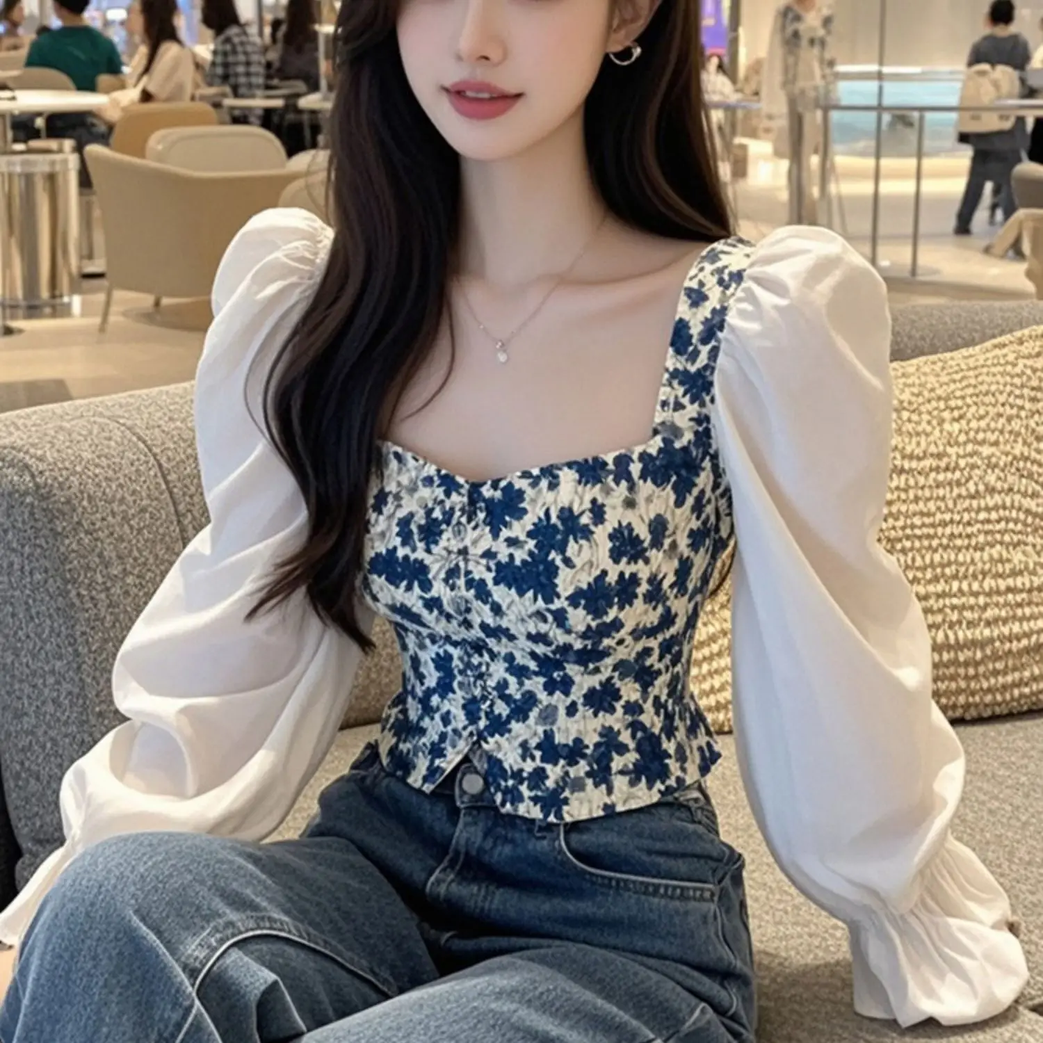 Square Collar Base Top New Women\'s Retro French Gentle Floral Design Unique Waist Cinching T-shirt