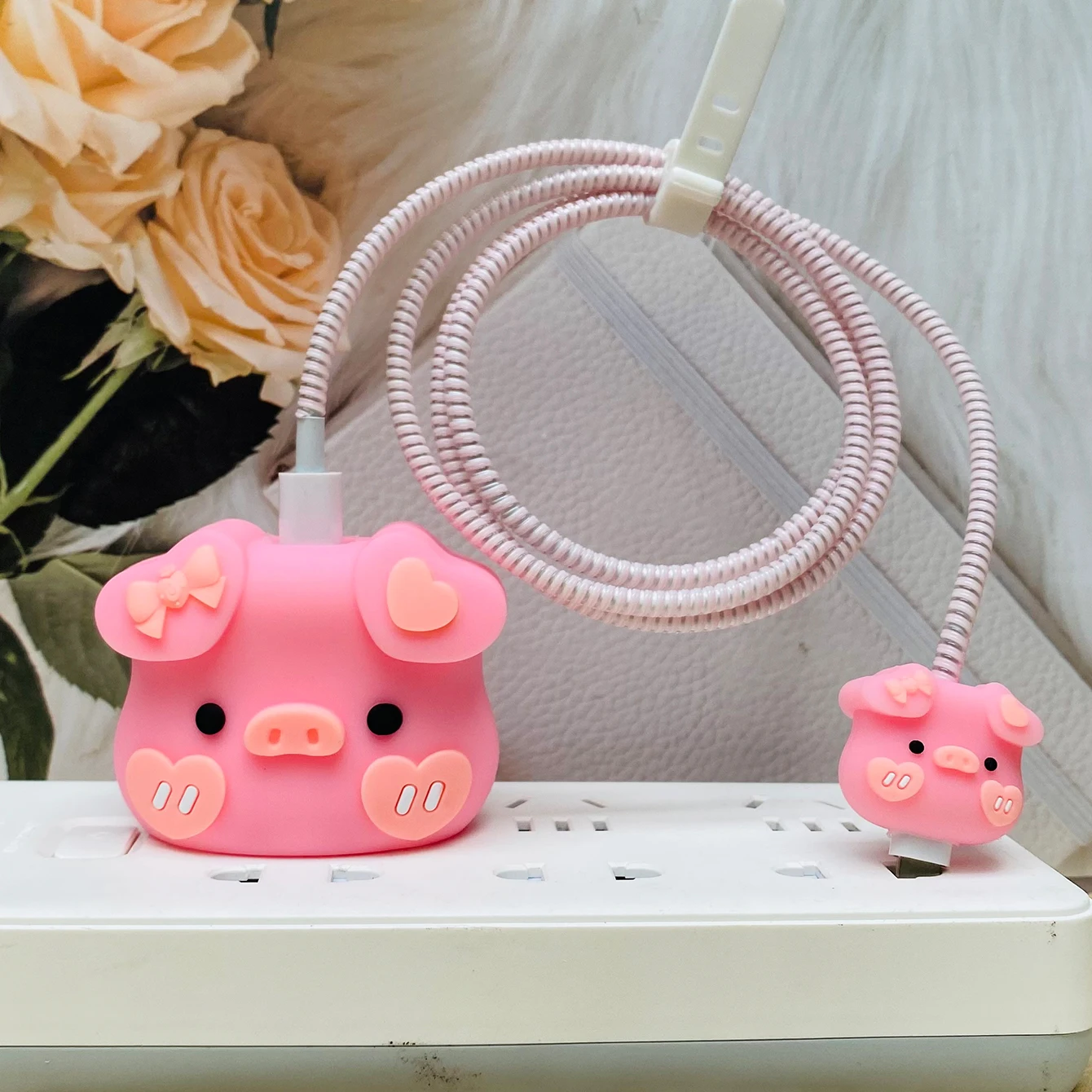 4pcs Pink Pig Design Wall Charger Protective Case And Data Cable Protective Case For 20w Charging Head Set