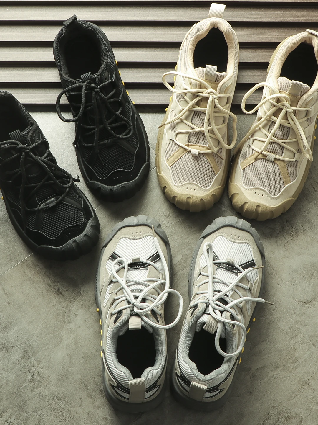 

Outdoor Men's Sport Shoes Anti-Slip Fashionable Casual Sneakers Color Block Mesh Design Autumn Season Flat Bottom Rubber Sole