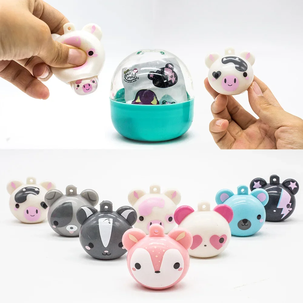 Juguetes de cápsula Gashapon para aliviar el estrés de Moj, bolas Fidget para apretar, llaveros colgantes de animales lindos, regalos de cumpleaños para niños